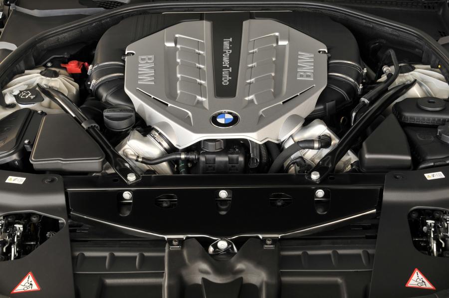  BMW 6-Series Convertible 2011 года  (фото 16 из 320)